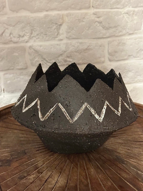 Black Flower Bowl: Romanian Stories